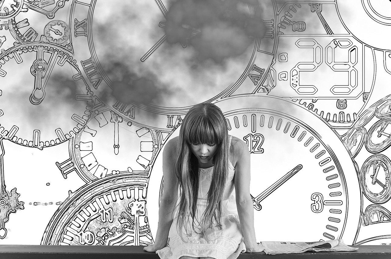 Chica con relojes. Foto: pixel2013